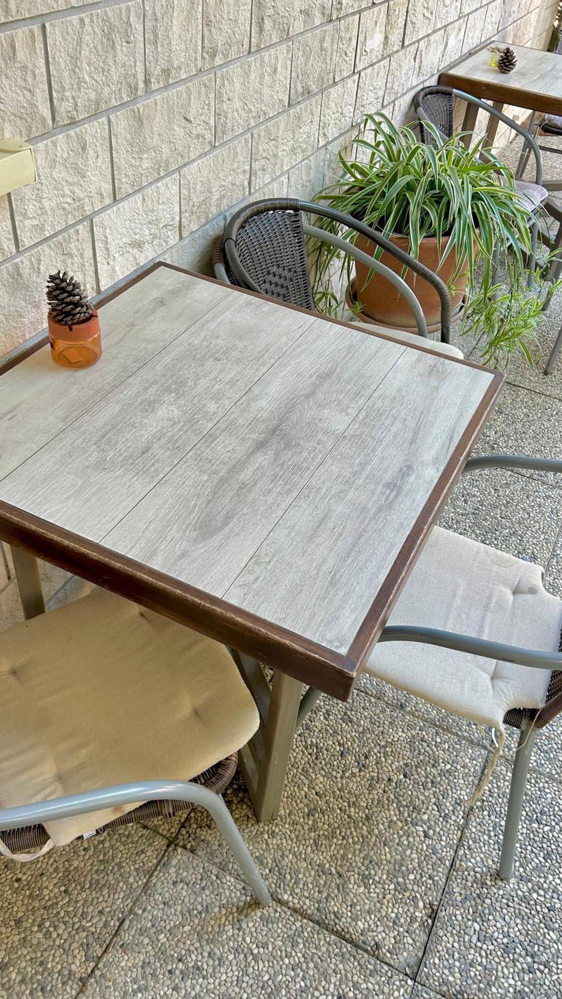 - Near And Town Center, Ground Floor With Small Garden